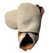 Hopi Hop capáčky BAREFOOT děrované béžové